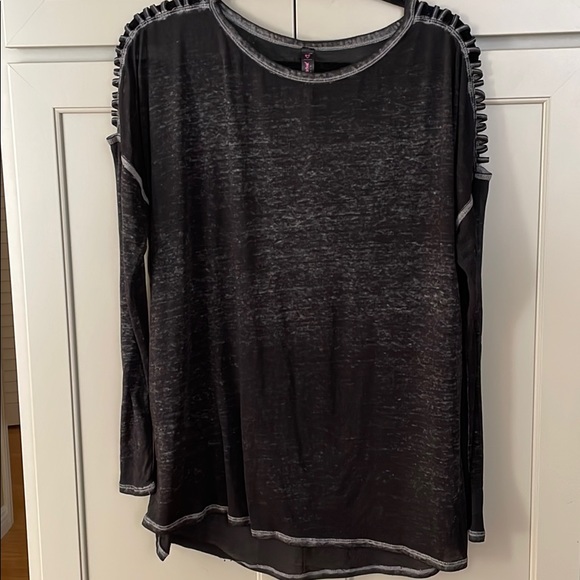 Betsey Johnson Tops - Betsey Johnson Performance Caged Shoulder Top